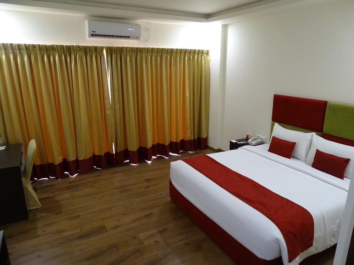 Kanva Star Resorts Nelamangala Luaran gambar