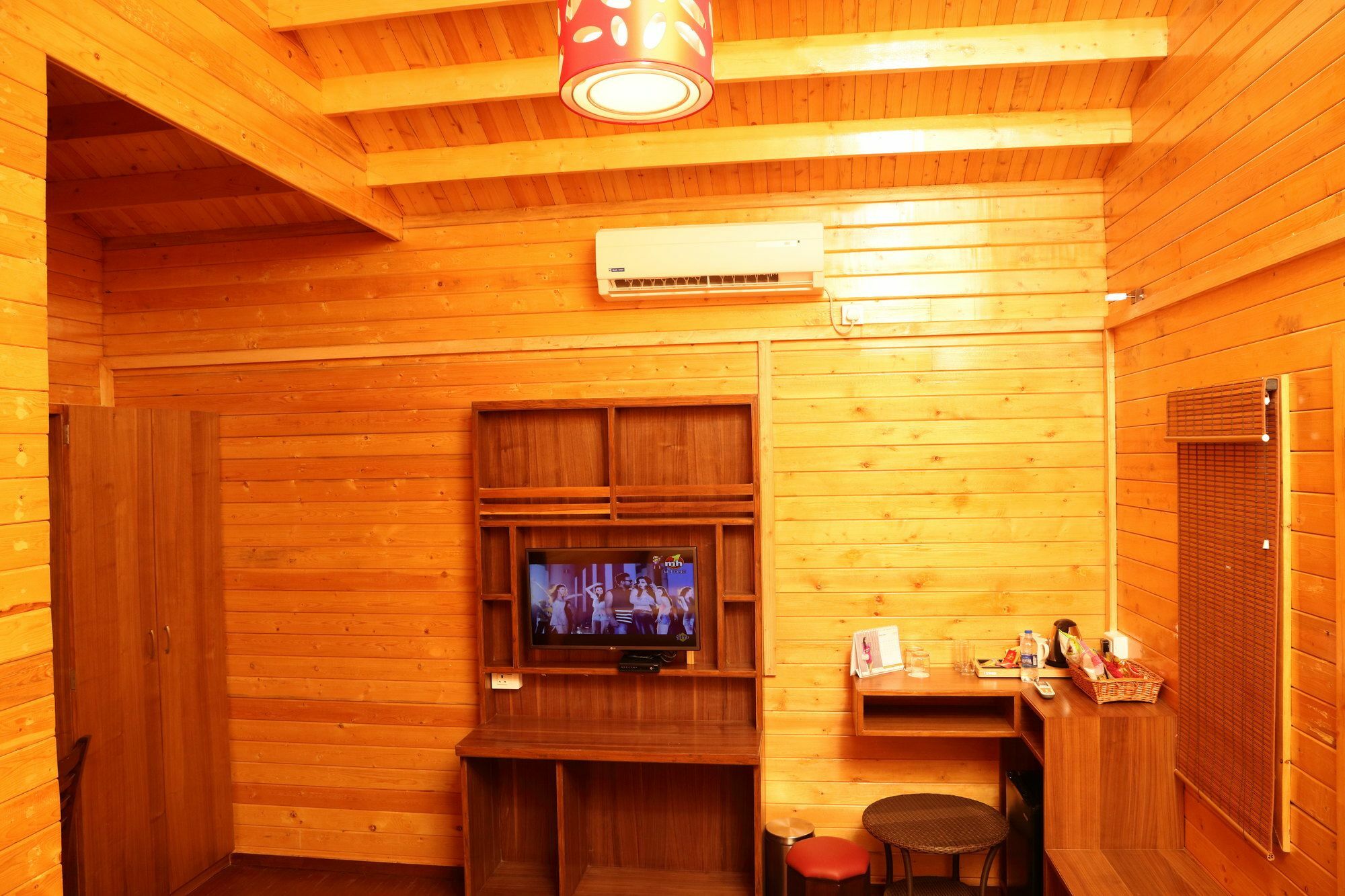 Kanva Star Resorts Nelamangala Luaran gambar